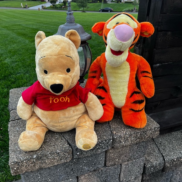 Other - Disney Winnie the Pooh and Tigger Plush